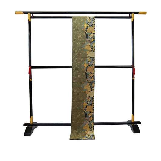 A dazzling six-panel obi sash woven with gold threads and featuring a phoenix pattern|金糸が織り込まれた鳳凰柄のきらびやかな六通袋帯