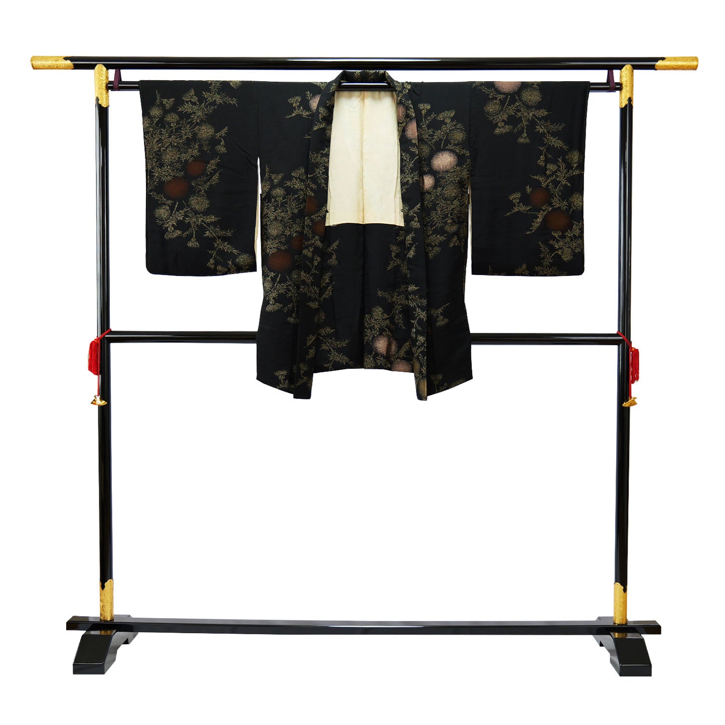 A lacquered haori coat with a thistle pattern and a single crest on the back|背中に一つ紋があるアザミ柄の漆織りの羽織