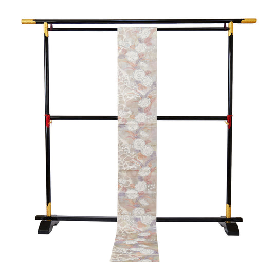 A six-pass obi with a pale-colored floral pattern|淡い色彩で彩られた花柄の六通柄の袋帯