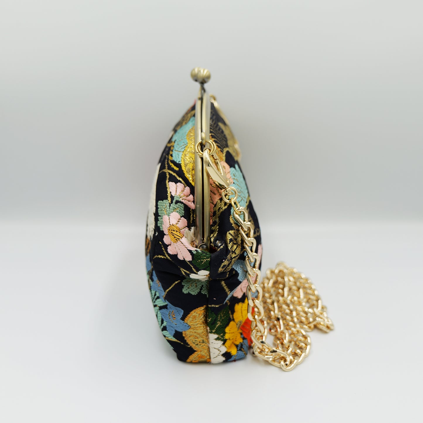 Kimono Shoulder bag with clasp Made by KATUMI