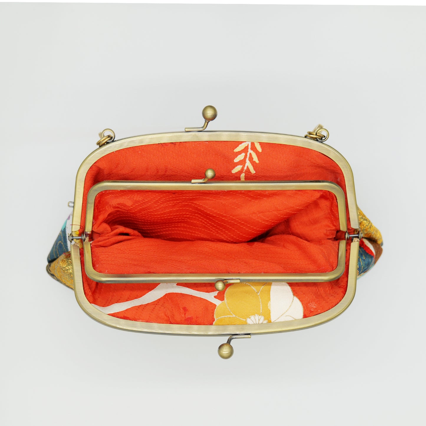 Kimono Shoulder bag with clasp Made by KATUMI