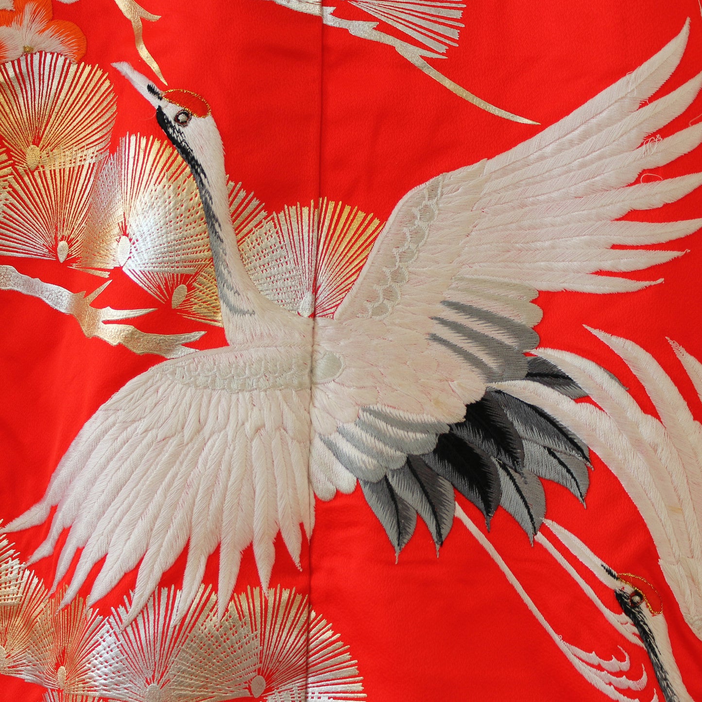 Kimono Uchikake(打掛) Vermilion-Red FlyingCrane Plum Embroidery GoldLeaf SilverLeaf Japanese Traditional Clothing Japan