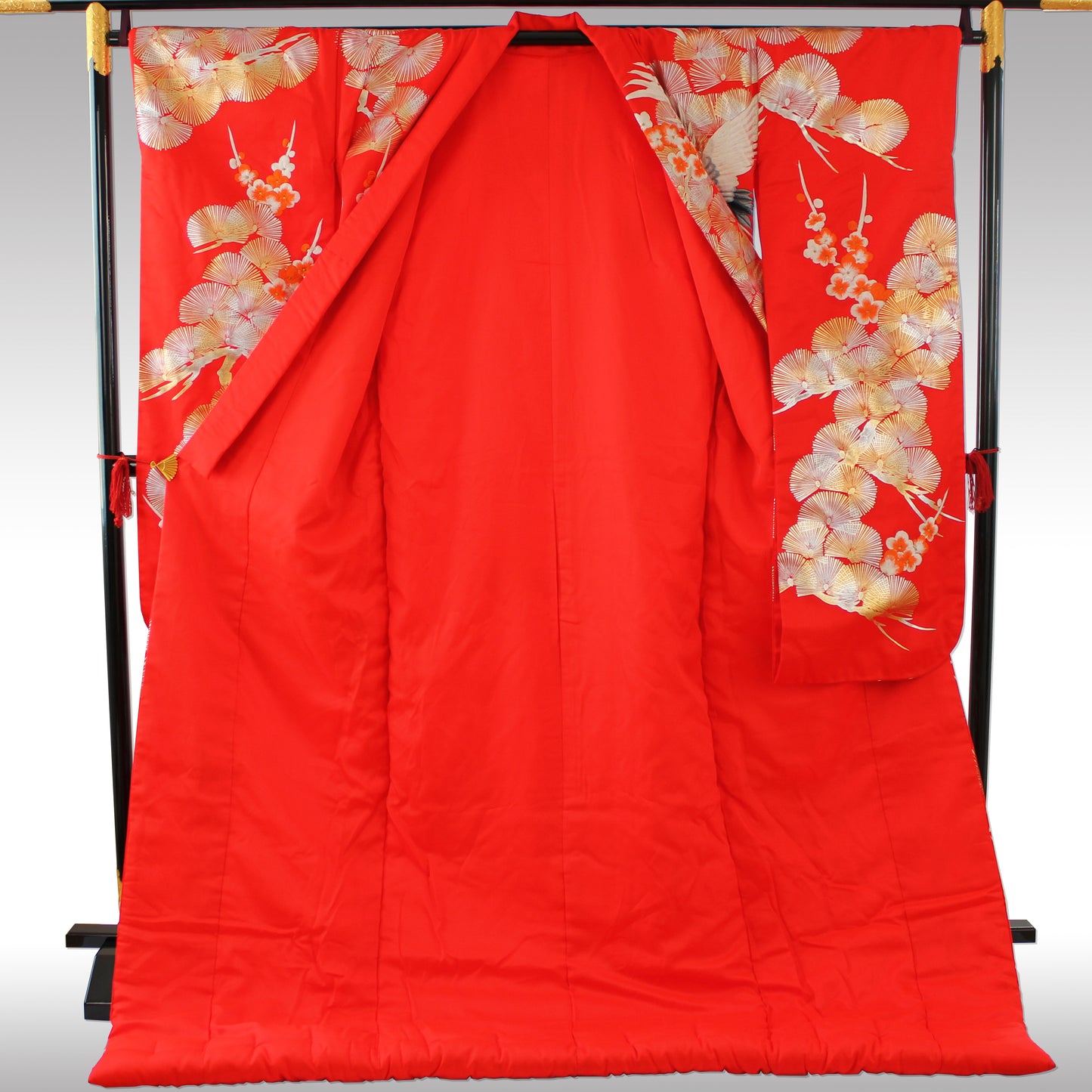 Kimono Uchikake(打掛) Vermilion-Red FlyingCrane Plum Embroidery GoldLeaf SilverLeaf Japanese Traditional Clothing Japan