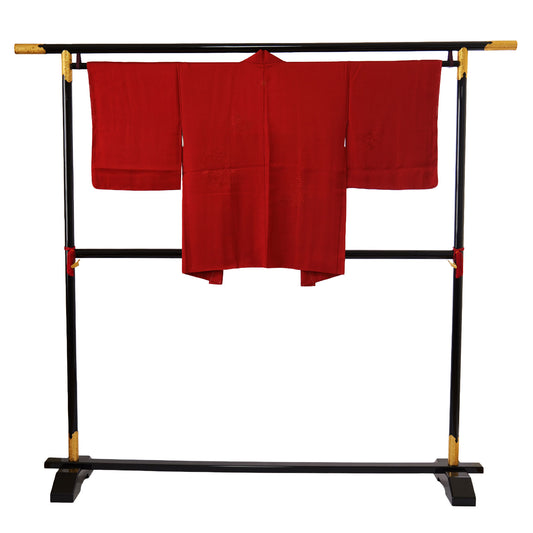A calm vermilion women's haori coat with a single crest｜落ち着いた朱色の一つ紋入り女物羽織