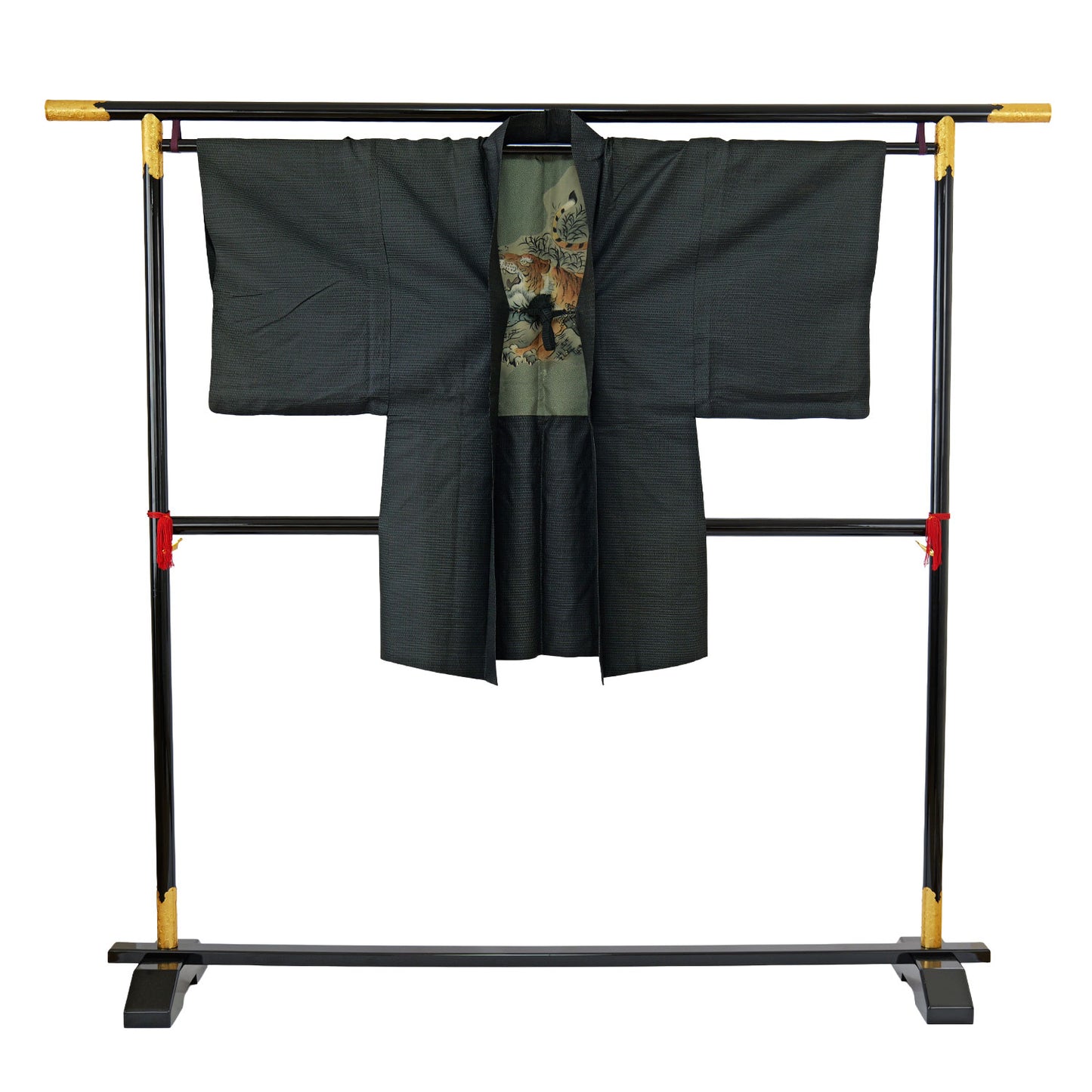 A men's haori jacket made of indigo Oshima with a striking hand-painted tiger pattern｜手書き虎柄が迫力のある藍大島の男物羽織