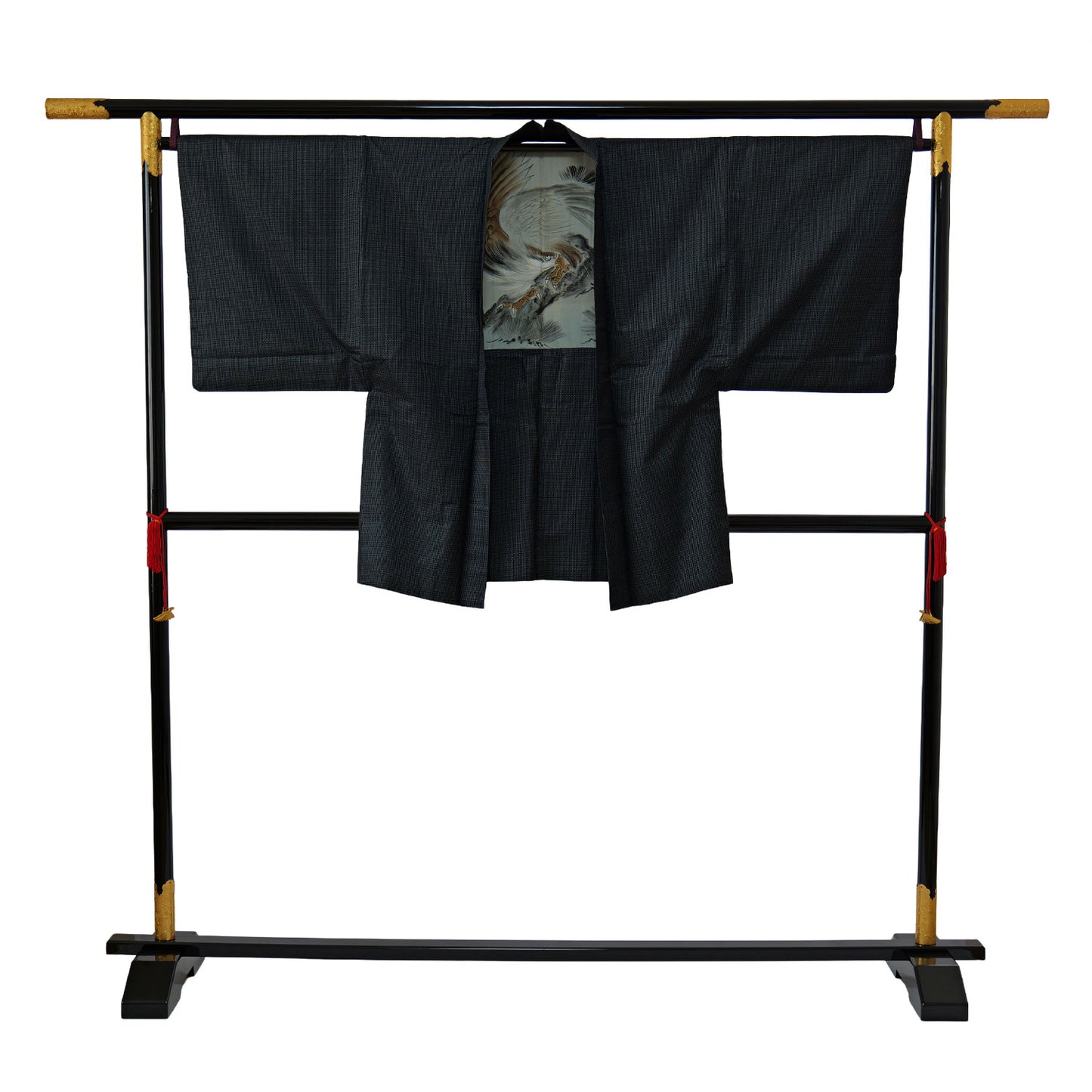 A men's haori coat in indigo Oshima with a striking eagle design｜迫力あるワシの絵が印象的な藍大島の男物羽織