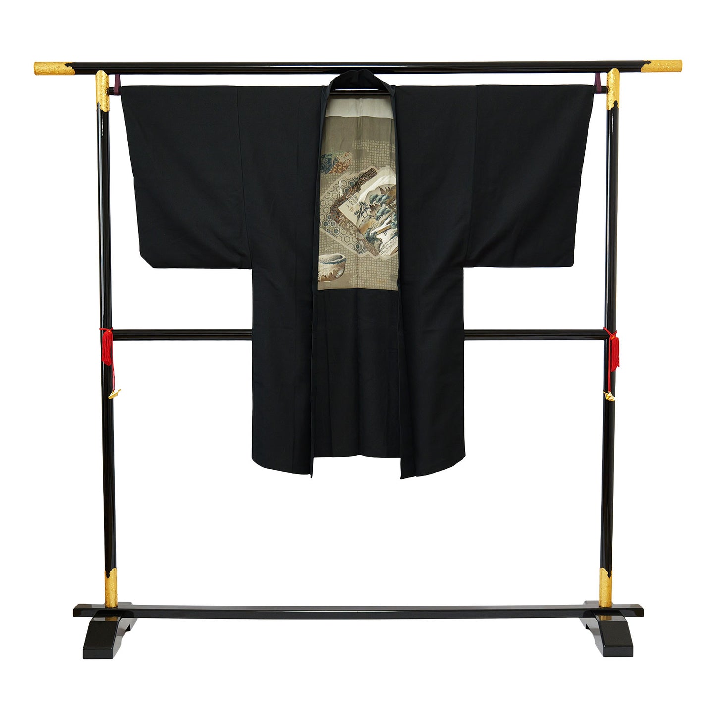 Men's haori with tea ceremony utensils on the lining｜裏地に茶道具を表現した男物羽織