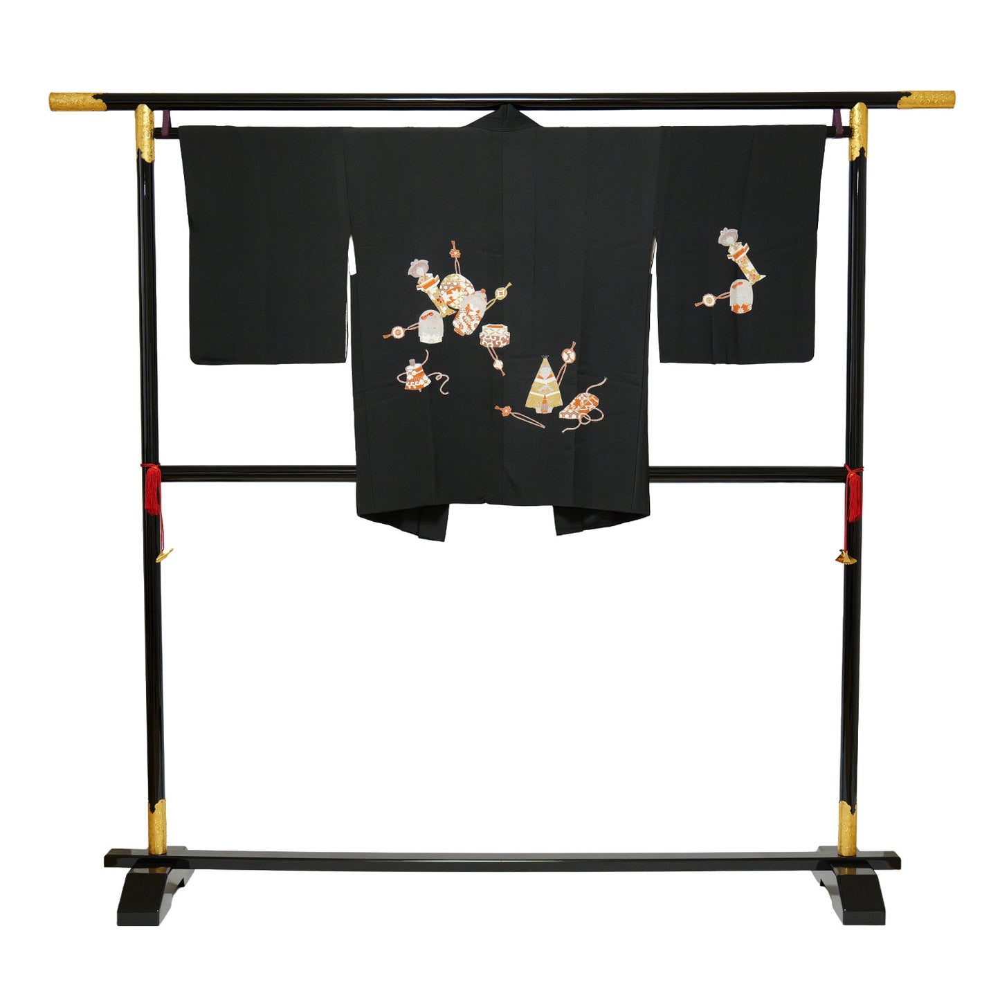 A women's haori coat with an eye-catching kokeshi doll pattern｜こけし文様が目をひく女物羽織
